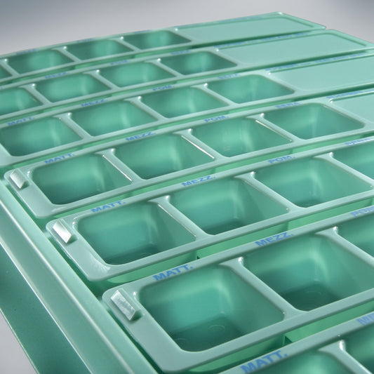 PERSOFARM Bundle - Weekly dispenser tray + dispensers (#KV7PD3)